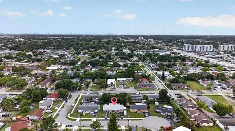 5814 Cleveland Street Hollywood FL 33021