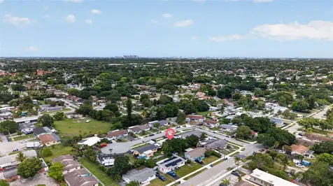 5814 Cleveland Street Hollywood FL 33021