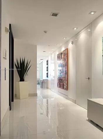 1100 Biscayne Boulevard Miami FL 33132