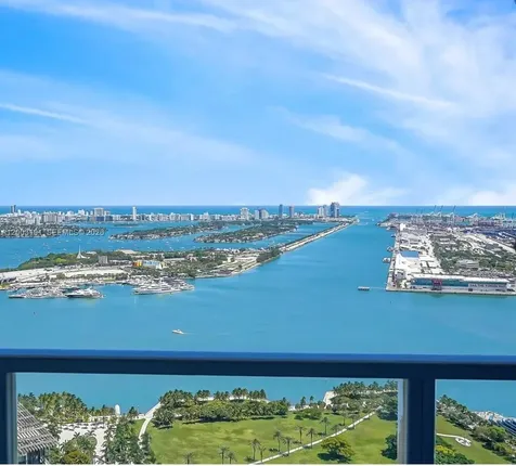 1100 Biscayne Boulevard Miami FL 33132