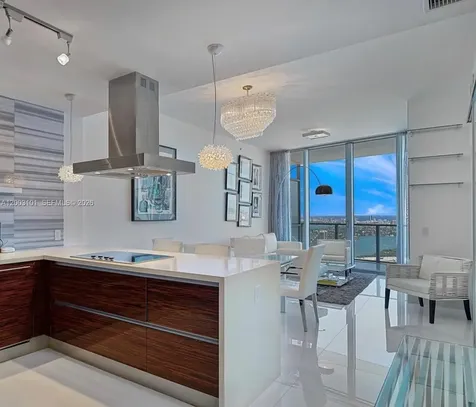 1100 Biscayne Boulevard Miami FL 33132