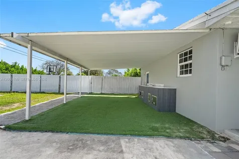 1000 NW 16th Avenue Homestead FL 33030