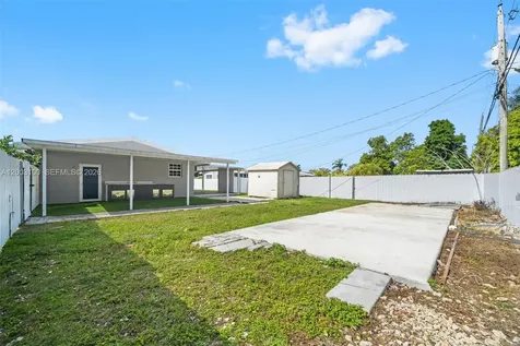 1000 NW 16th Avenue Homestead FL 33030