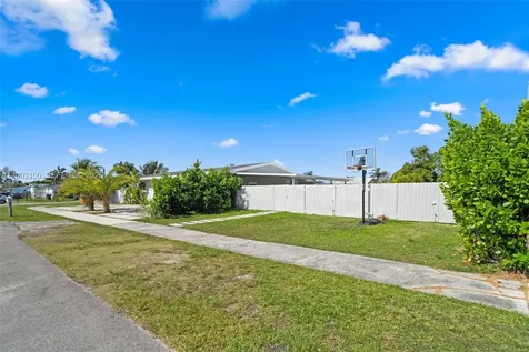 1000 NW 16th Avenue Homestead FL 33030