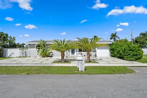 1000 NW 16th Avenue Homestead FL 33030