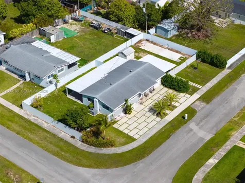 1000 NW 16th Avenue Homestead FL 33030