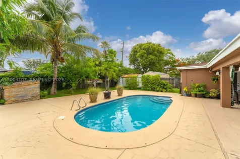 20301 SW 105th Avenue Cutler Bay FL 33189