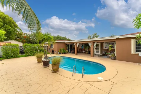 20301 SW 105th Avenue Cutler Bay FL 33189