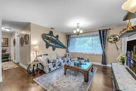 20301 SW 105th Avenue Cutler Bay FL 33189