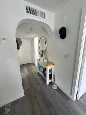 9350 Fontainebleau Boulevard Miami FL 33172