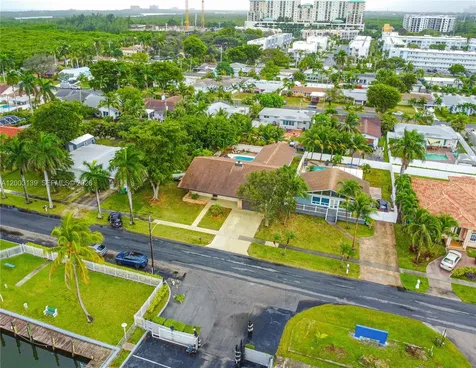 614 NE 3rd Street Dania Beach FL 33004