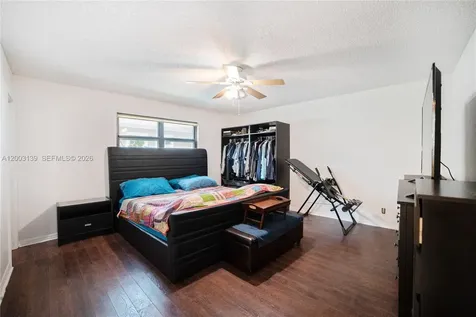 614 NE 3rd Street Dania Beach FL 33004