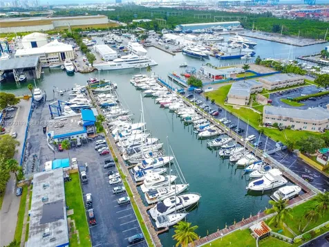 614 NE 3rd Street Dania Beach FL 33004