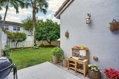 16862 SW 1st Street Pembroke Pines FL 33027