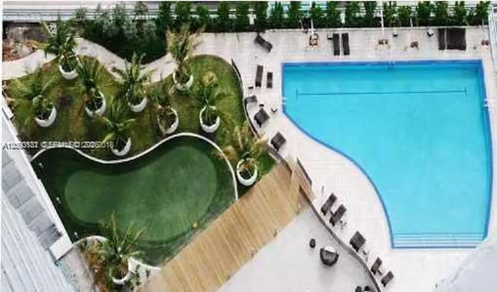 888 Biscayne Boulevard Miami FL 33132