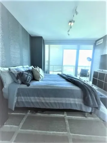 888 Biscayne Boulevard Miami FL 33132