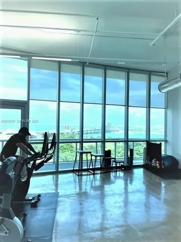 888 Biscayne Boulevard Miami FL 33132