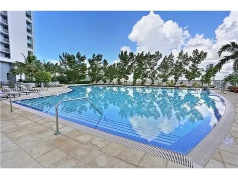 888 Biscayne Boulevard Miami FL 33132