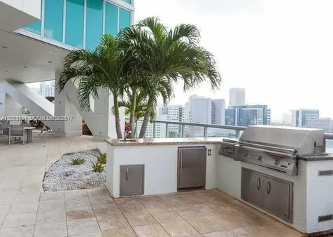 888 Biscayne Boulevard Miami FL 33132
