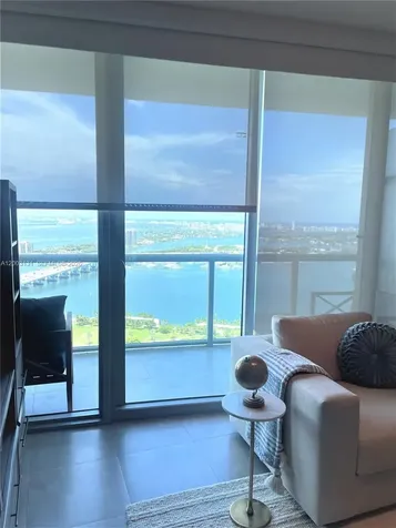 888 Biscayne Boulevard Miami FL 33132