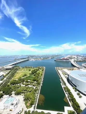 888 Biscayne Boulevard Miami FL 33132