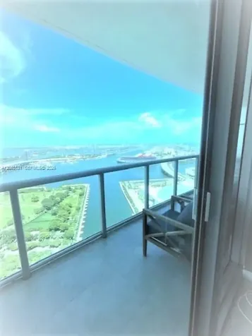 888 Biscayne Boulevard Miami FL 33132