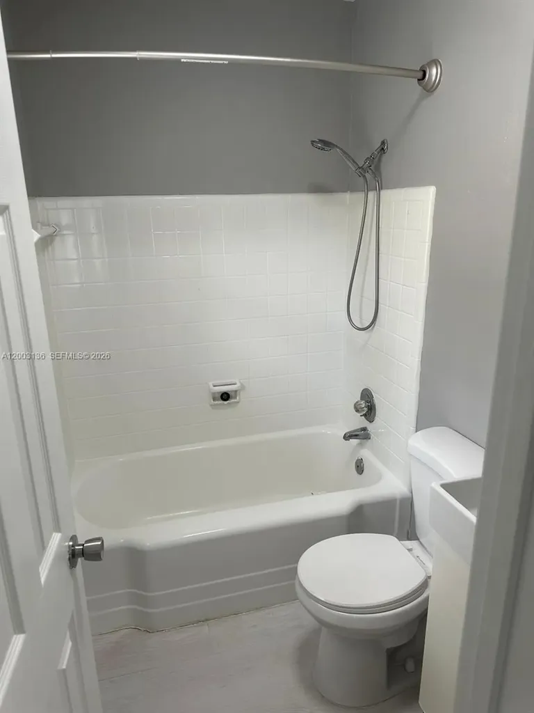 2016 Miami Road Fort Lauderdale FL 33316