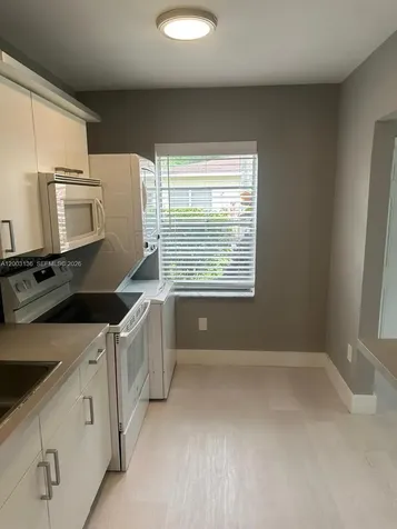 2016 Miami Road Fort Lauderdale FL 33316