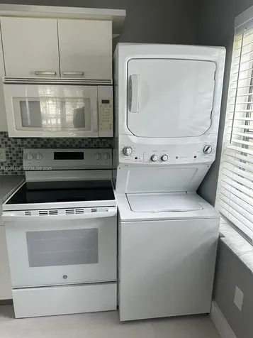 2016 Miami Road Fort Lauderdale FL 33316