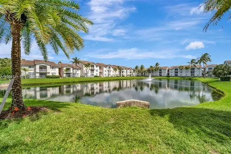 2620 S University Drive Davie FL 33328