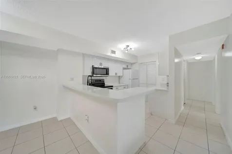 2620 S University Drive Davie FL 33328