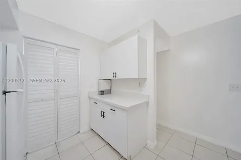 2620 S University Drive Davie FL 33328