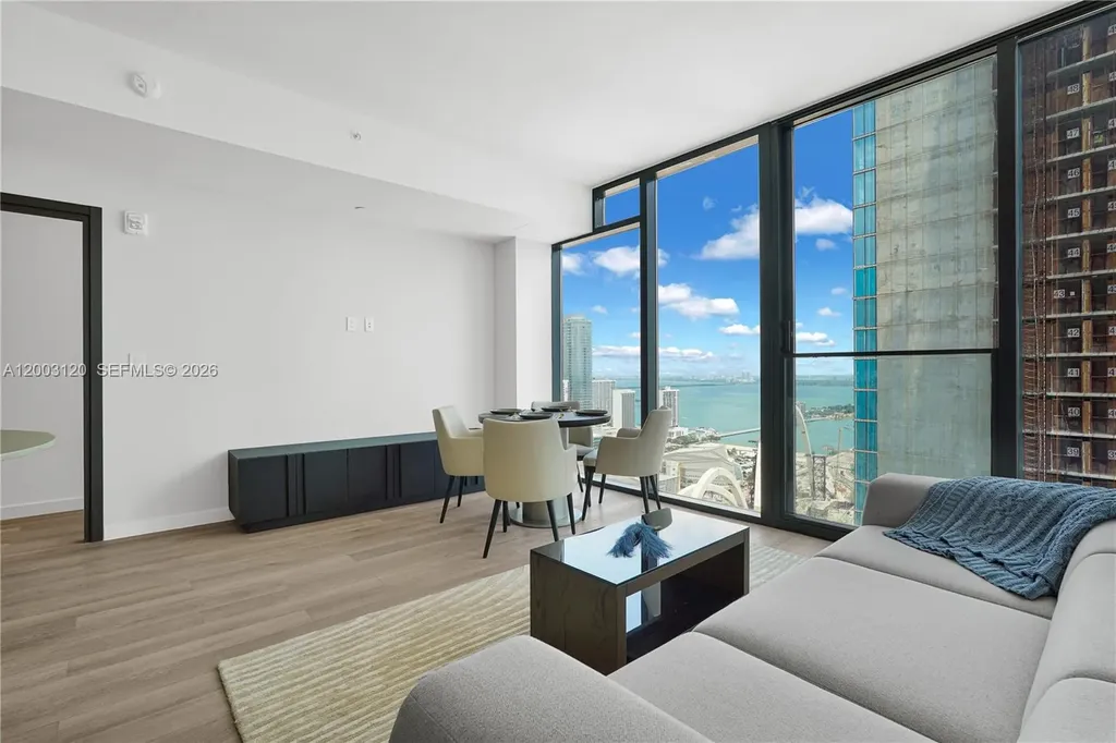 20 NE 11th Street Miami FL 33132