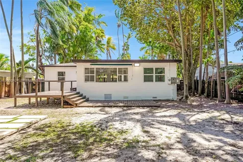 1315 NE 130th Street North Miami FL 33161