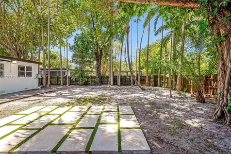 1315 NE 130th Street North Miami FL 33161