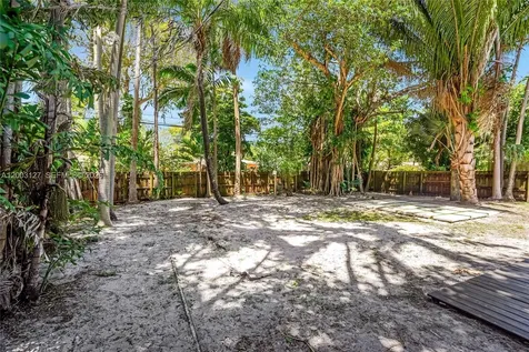 1315 NE 130th Street North Miami FL 33161
