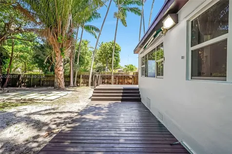 1315 NE 130th Street North Miami FL 33161