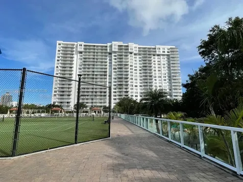 2851 NE 183rd Street Aventura FL 33160
