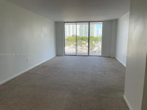2851 NE 183rd Street Aventura FL 33160