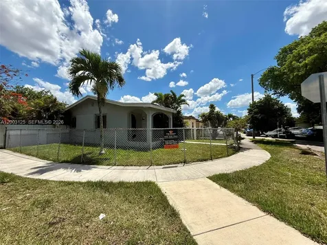 3000 NW 5th Street Miami FL 33125