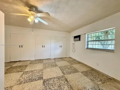 3000 NW 5th Street Miami FL 33125