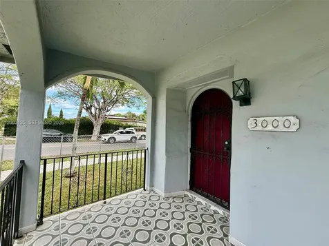 3000 NW 5th Street Miami FL 33125