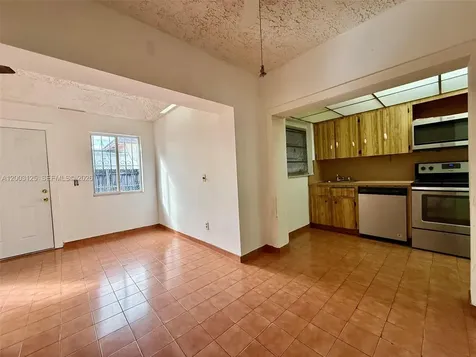 3000 NW 5th Street Miami FL 33125