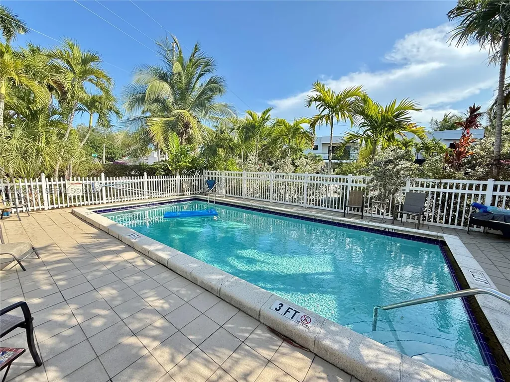 417 NE 17th Avenue Fort Lauderdale FL 33301