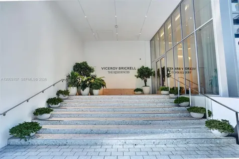 77 SE 5th Street Miami FL 33131