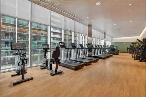 77 SE 5th Street Miami FL 33131