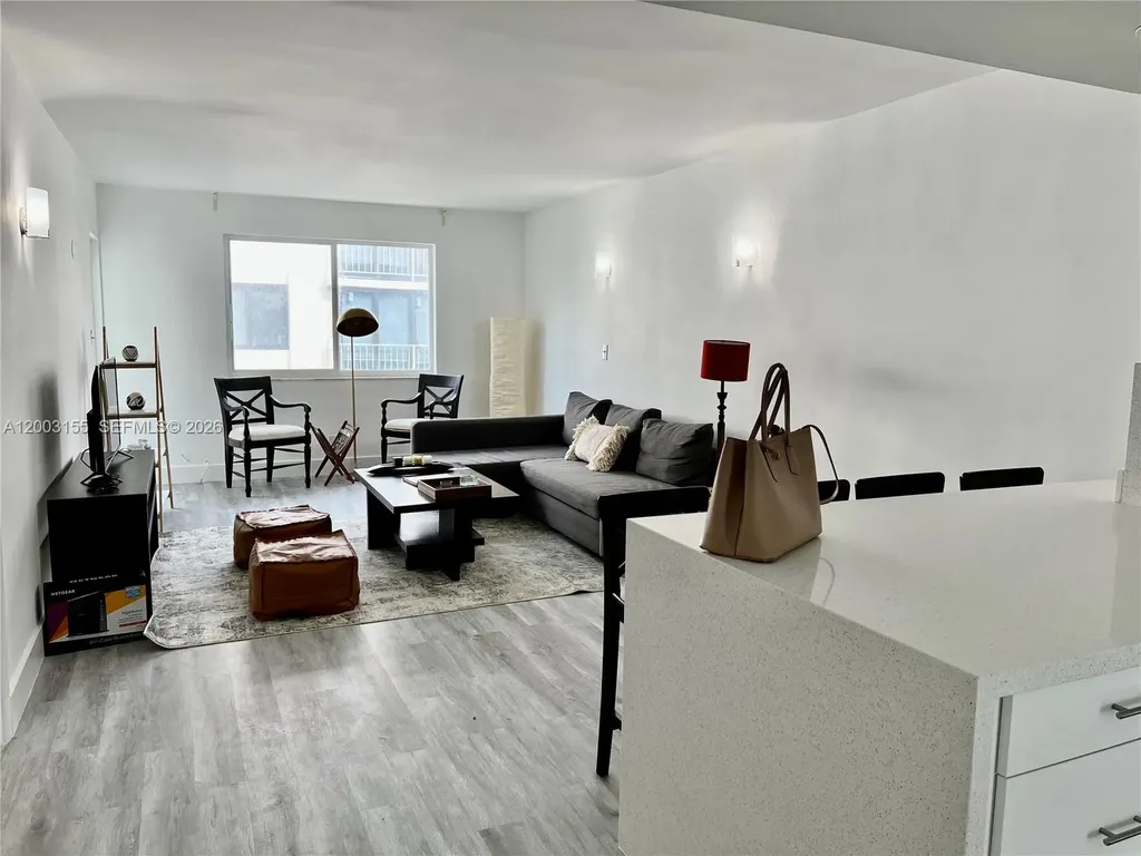 240 Galen Drive Key Biscayne FL 33149