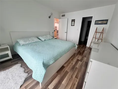 240 Galen Drive Key Biscayne FL 33149