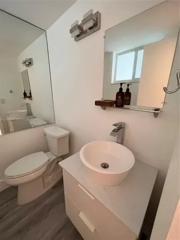 240 Galen Drive Key Biscayne FL 33149