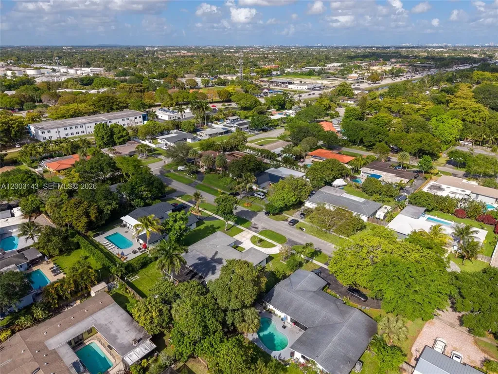 861 NW 67th Avenue Plantation FL 33317